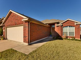 117 Aguilar Dr, Hutto, TX 78634