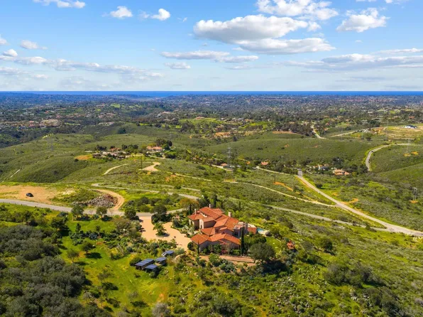 19557 Fortuna Del Este, Escondido, CA 92029