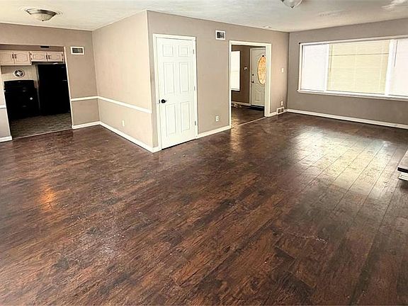 4th image of 2417 Fair Acres Rd