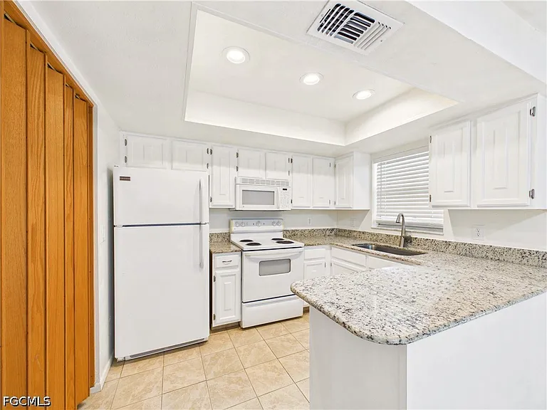 18541 Iris Rd — Photo 7