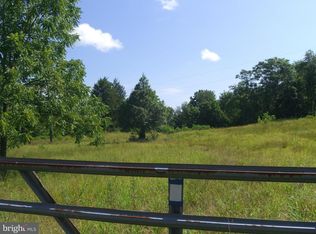 13089 Crest Hill Rd, Amissville, VA 20106