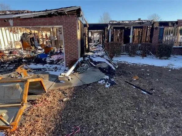 942 Swan Ridge Cir, Grayson, GA 30017