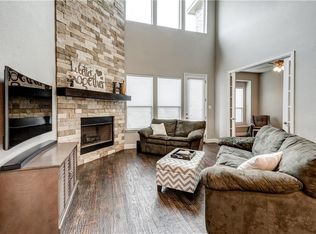 7221 W Nirvana Cir, North Richland Hills, TX 76182