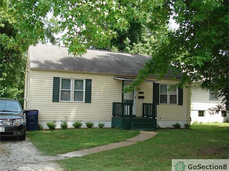 2nd image of 436 S Dade Ave