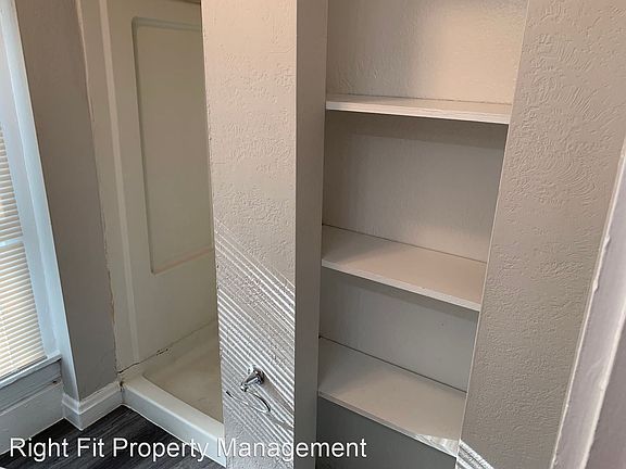 3rd image of 18 Iglehart St