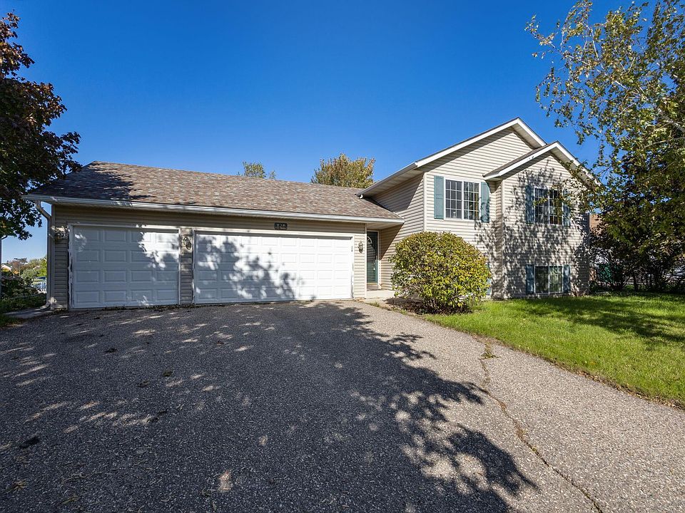 1st image of 820 Sunrise Ln