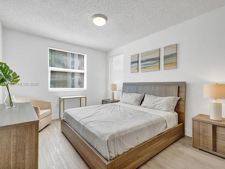 17100 N Bay Rd #1511 — Photo 41
