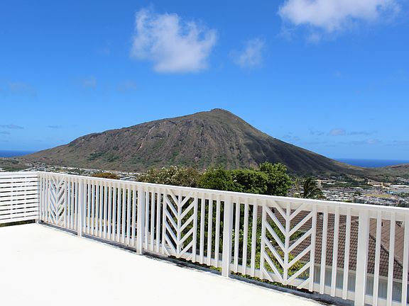 Balcony view of Kokohead Crater