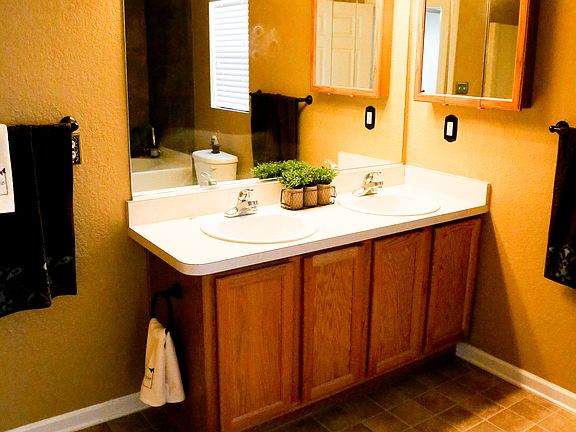 Master bath- Jack and Jill