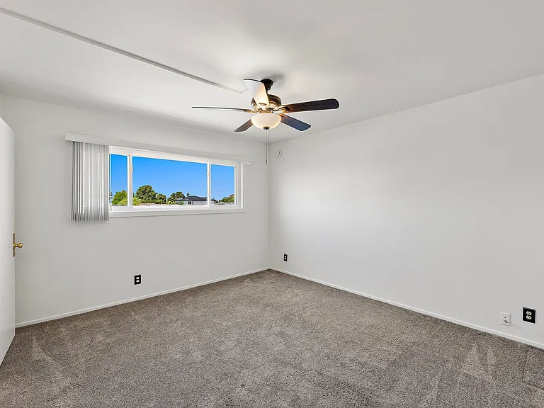 629 S Vicki Ln — Photo 30