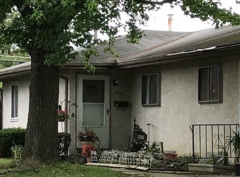 2nd image of 839-840 Byron Ave