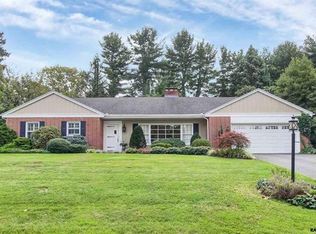 144 N Strathcona Dr, York, PA 17403