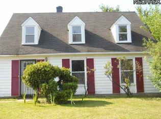 20114 Longbrook Rd, Warrensville Heights, OH 44128