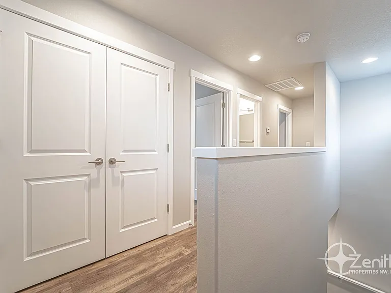 14425 NE 22nd Ave — Photo 13