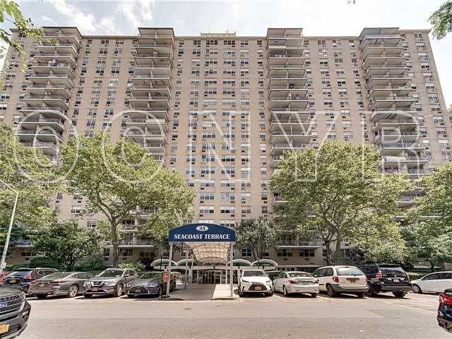 1st image of 35 Seacoast Ter APT 16A