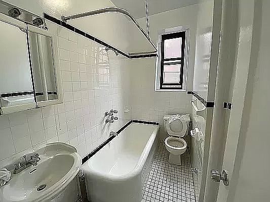 5th image of 83-46 118th St #5I