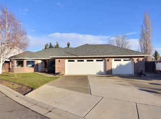 109 N 91st Ave, Yakima, WA 98908