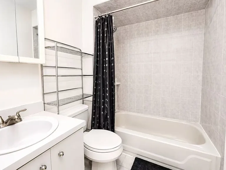 32 N Railroad St #1 — Photo 5