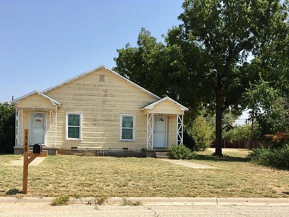 Exterior of Duplex, located in a quiet and safe neighborhood