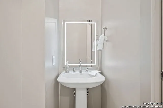 123 Lexington Ave #1308 — Photo 16