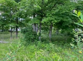 47 Wild Rose Ln, Johnson City, TN 37601