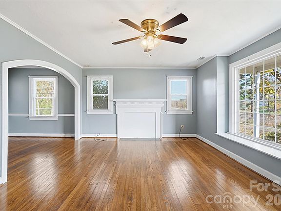 2nd image of 3200 Sam Wilson Rd