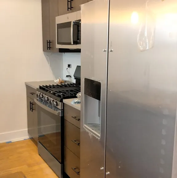 3358 N Sheffield Ave #2 — Photo 3
