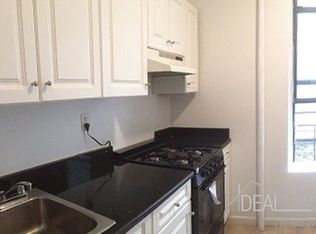 273 S 2nd St APT 1A, Brooklyn, NY 11211