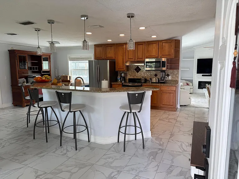 6705 Seafairer Dr — Photo 2