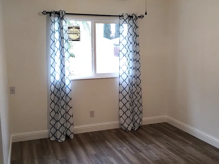 637 Grambling Ct — Photo 5