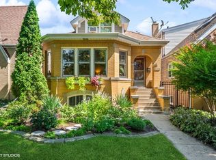 6205 N Melvina Ave, Chicago, IL 60646