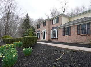 12 Raven Dr, Chadds Ford, PA 19317