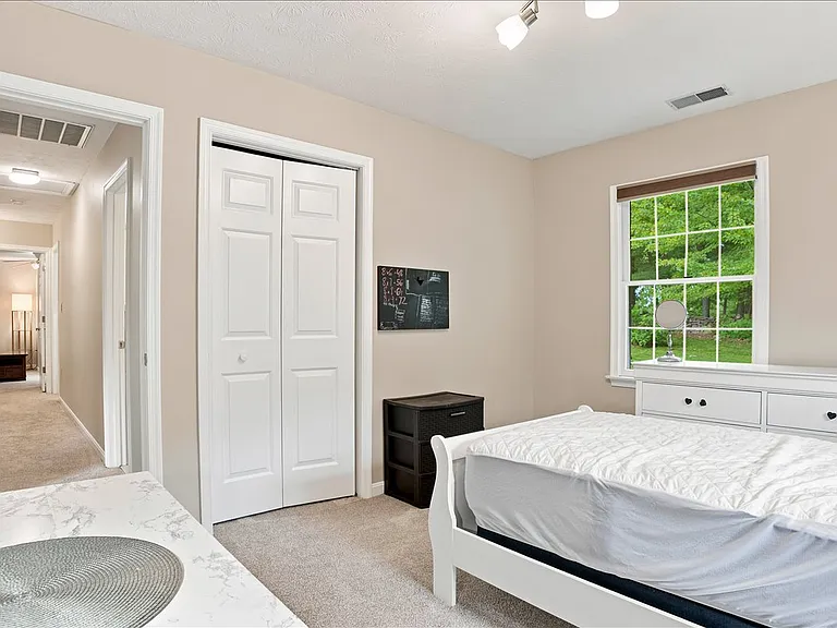 111 Launchris Dr — Photo 80