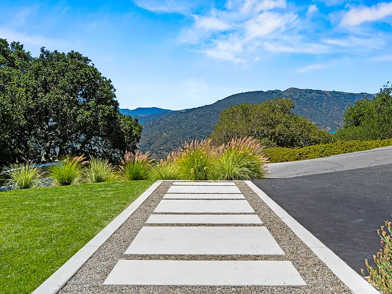 13350 Middle Canyon Rd — Photo 37