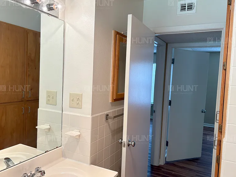 9044 McConnell St — Photo 13