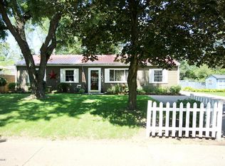 1605 Northfield Dr, Niles, MI 49120