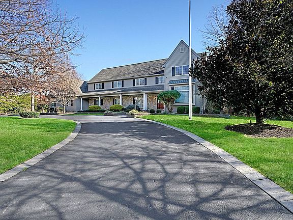 3rd image of 1607 Otter Dr