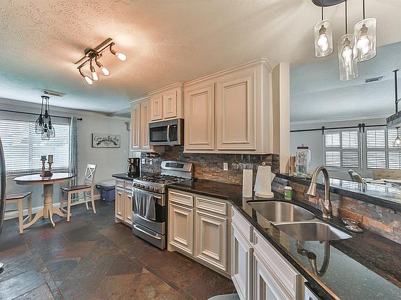 5th image of 19835 Black Cherry Bend Ct