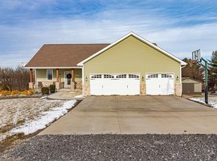 16425 W State Route 90, Princeville, IL 61559