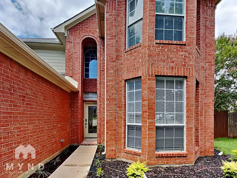 2616 Belmont Ct — Photo 24