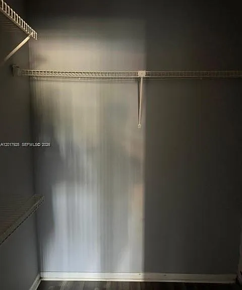 380 E Laurel Dr #4D — Photo 14