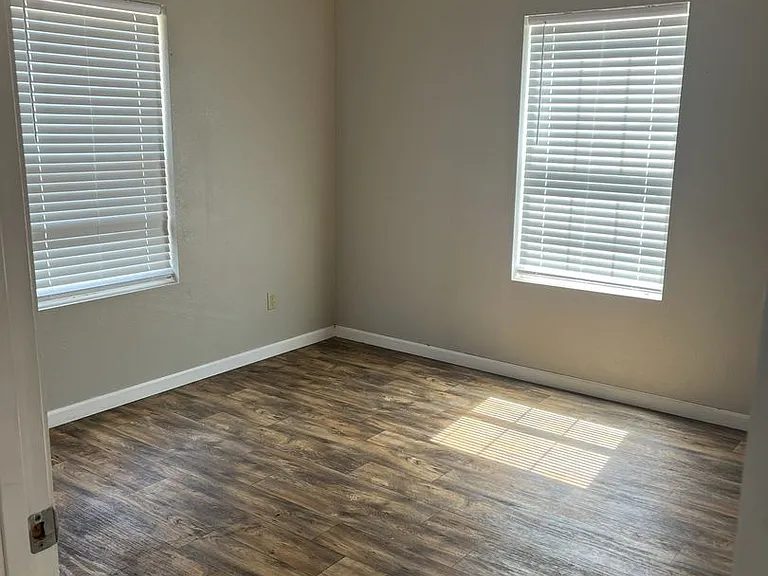 380 Jumbo Rd — Photo 9