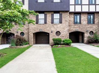 503 Maywood Dr, Bethel Park, PA