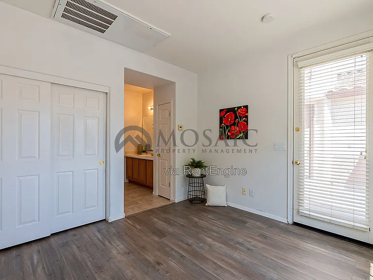 39718 N Rolling Green Way — Photo 11