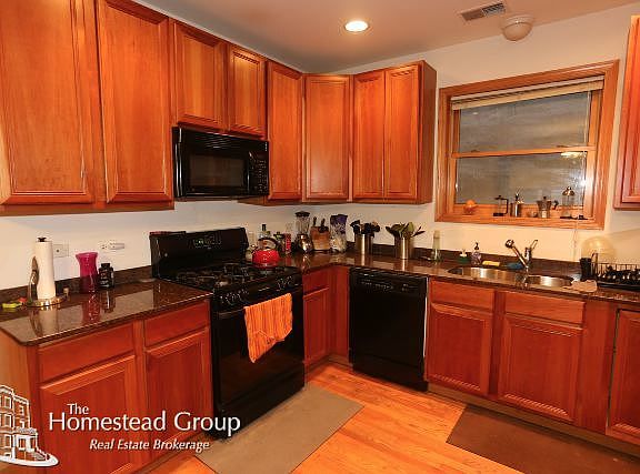 3rd image of 930 W Leland Ave #_two