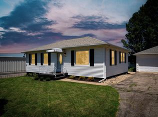 418 W 2nd St, Lostant, IL 61334