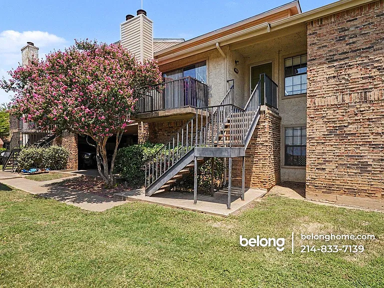 232 Shady Lane Dr — Photo 16