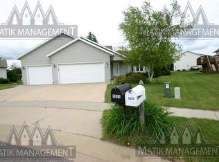 5605 Nancy Ln NW, Rochester, MN 55901