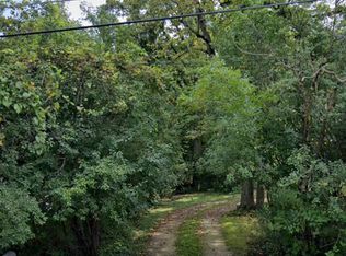 2345 Shady Ln, Highland Park, IL 60035