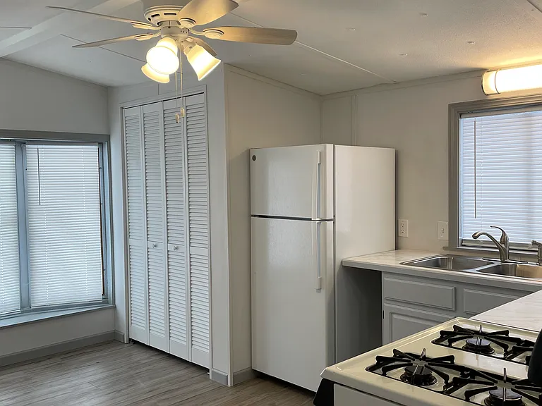2860 N Sand Lake Rd — Photo 1
